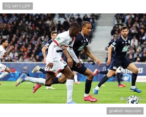 马尔基尼奥斯重塑球队精神,率巴黎圣日耳曼新赛季强势开局 马尔基尼奥斯重塑球队精神,率巴黎圣日耳曼新赛季强势开局