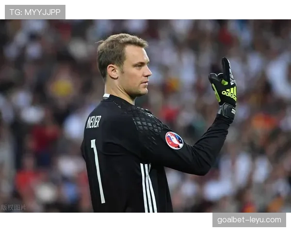 穆西亚拉持续进化，以新一代十号位典范引领足坛新潮流